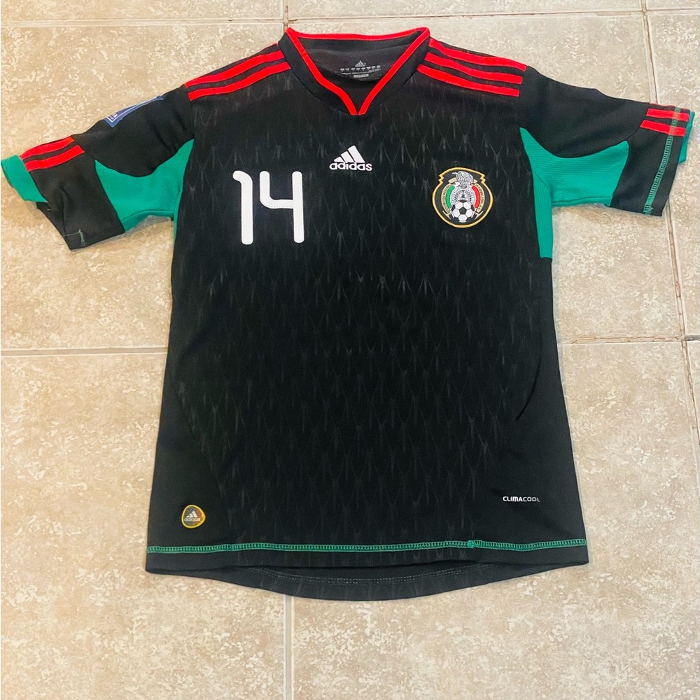 Adidas Mexico 2010 World Cup -
Chicharito Jersey